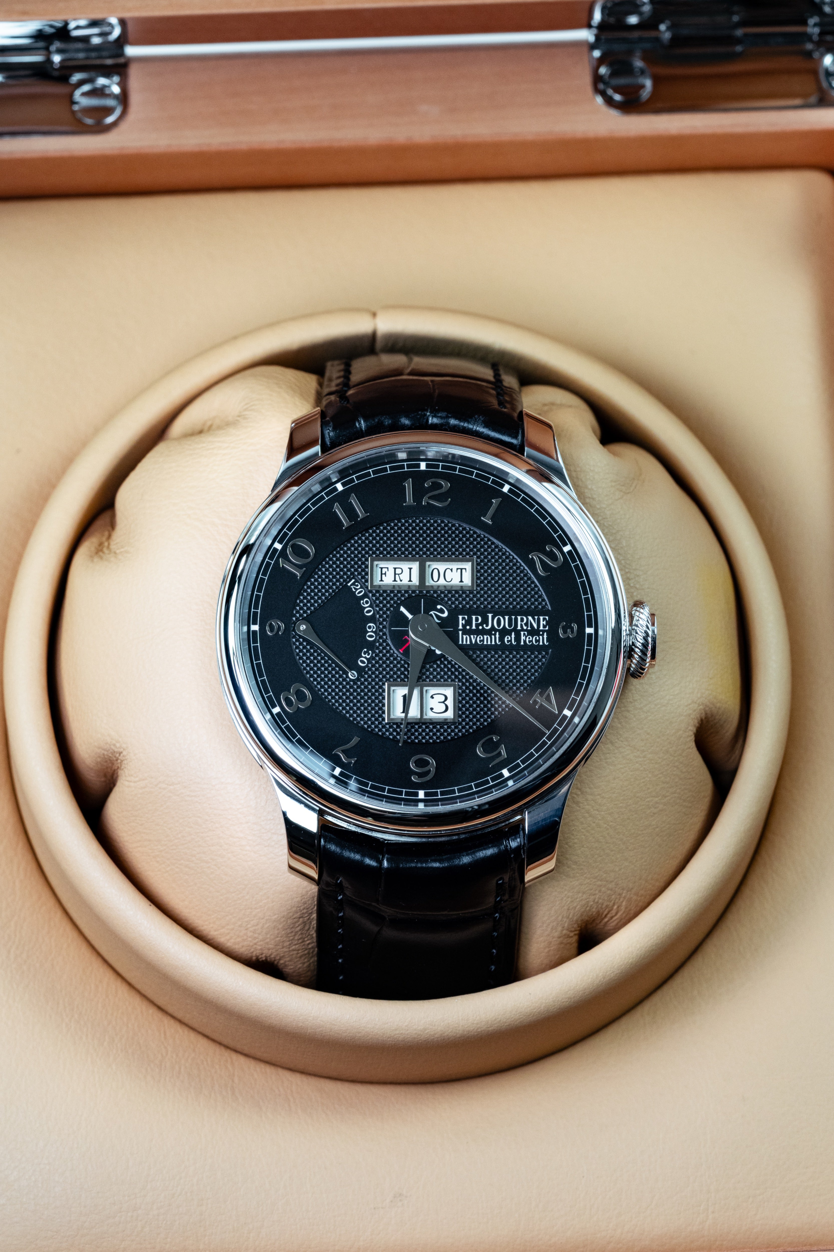 F.P.Journe Quantieme Perpetual Black Label (QP) Platinum Black Dial Black Strap 42MM Calibre 1300.3