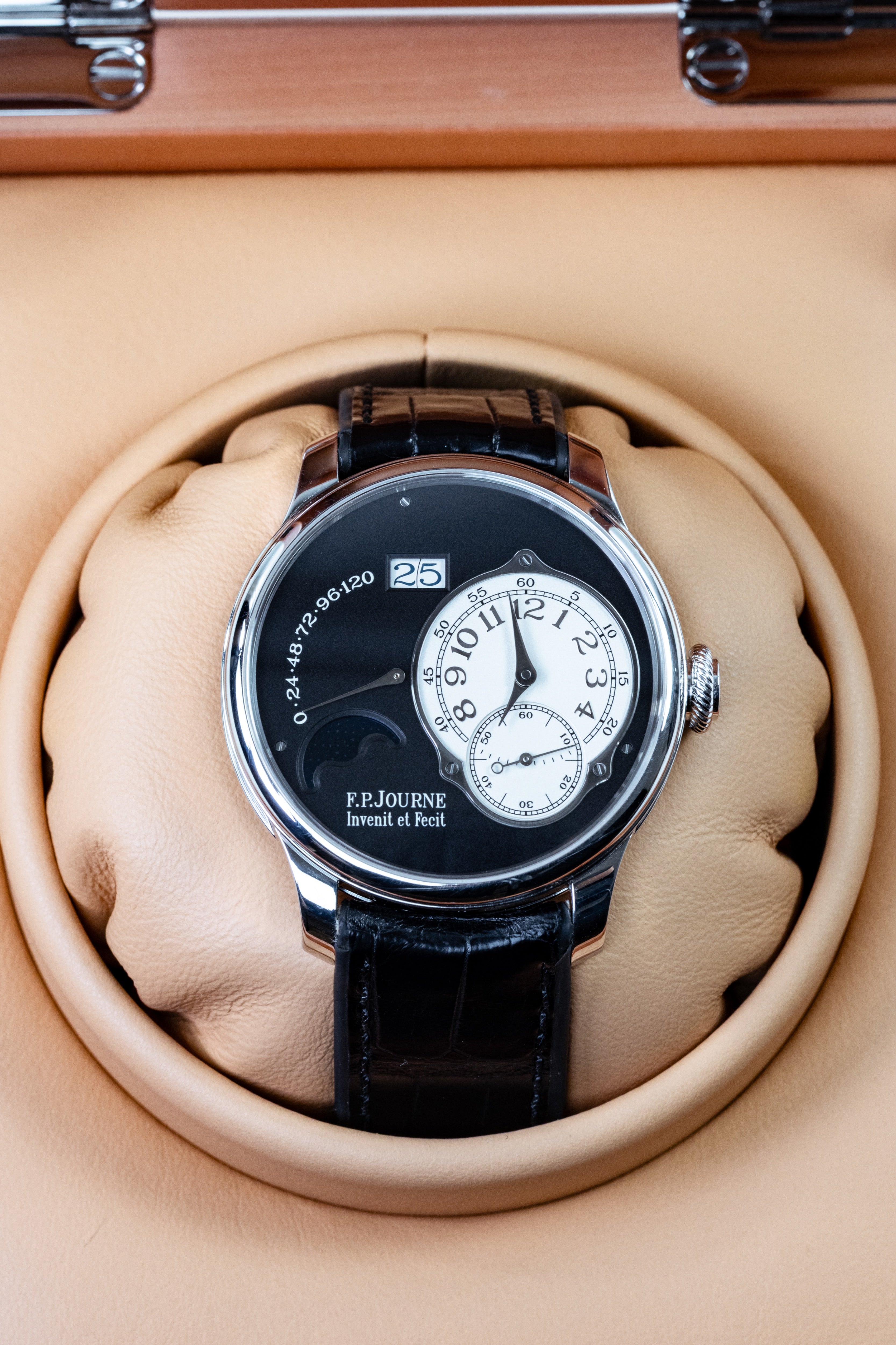 F.P.Journe Octa Black Lune (LN) Platinum Black Dial White Leather Strap 40MM Calibre 1300.3