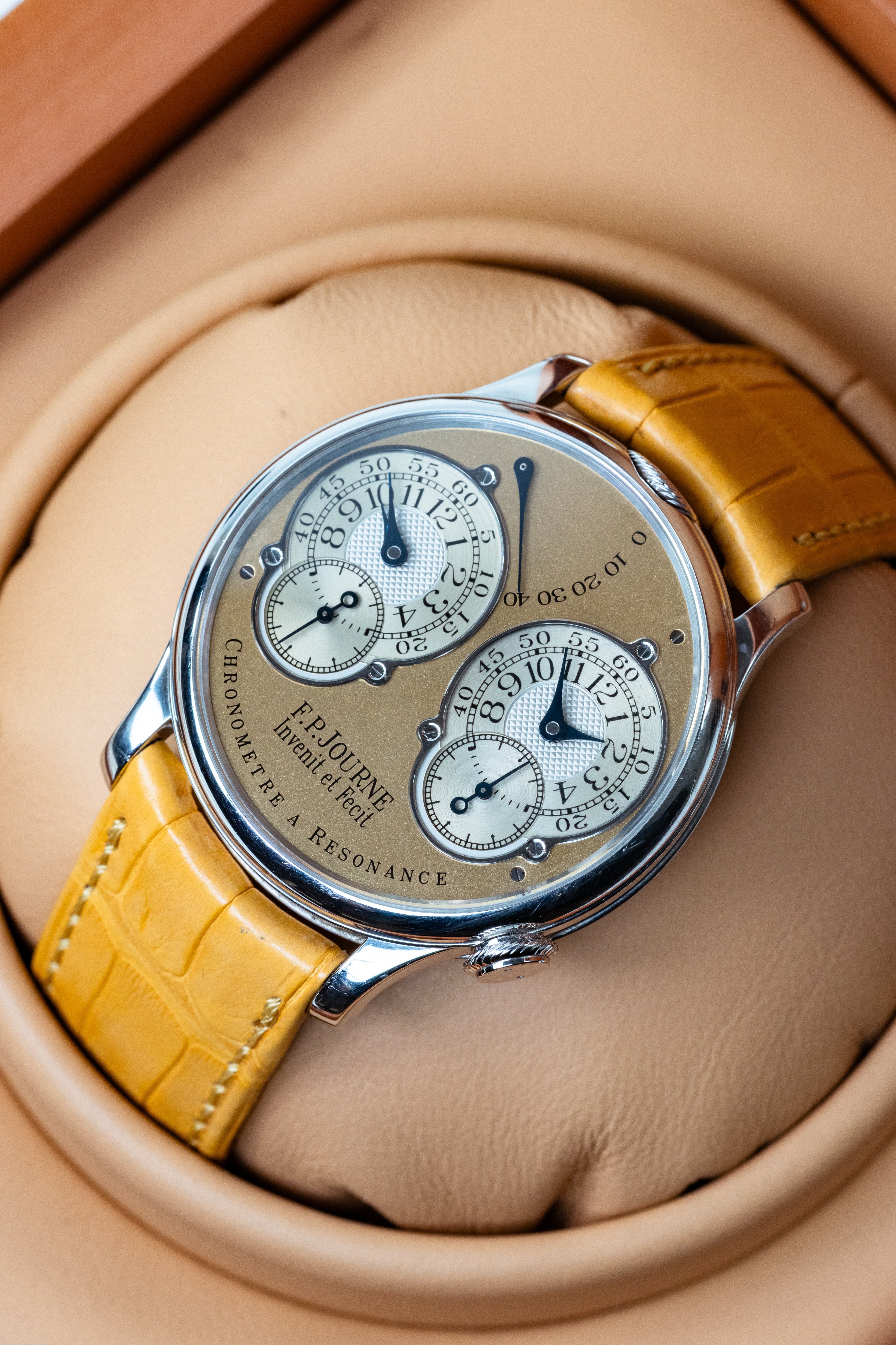 F.P.Journe Chronometre à Resonance (01R) 38MM Platinum Brass Movement Gold Dial Calibre 1499