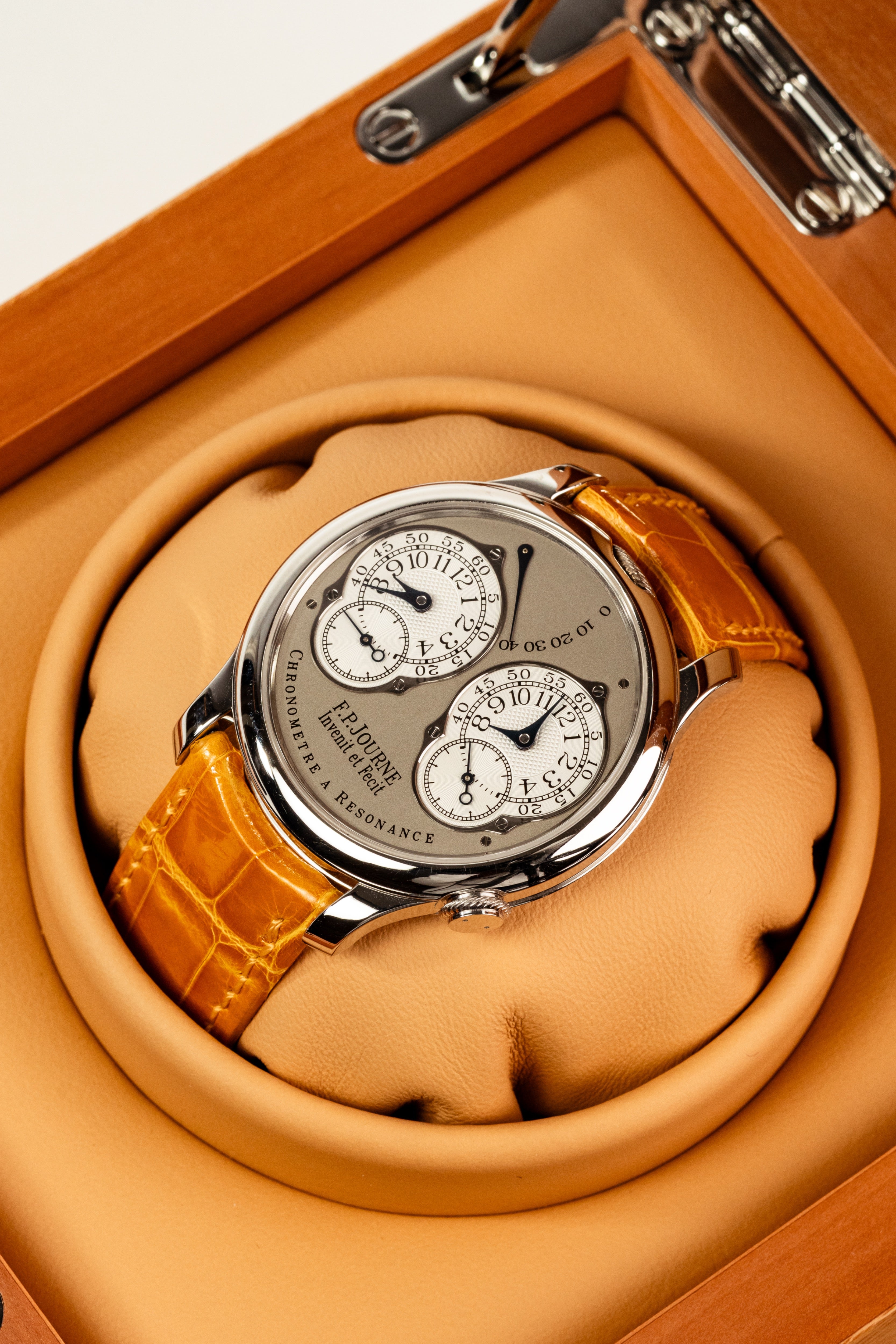 F.P.Journe CHRONOMÈTRE À RÉSONANCE (04RN) Platinum Silver Dial Leather Strap 40MM Calibre 1499.2