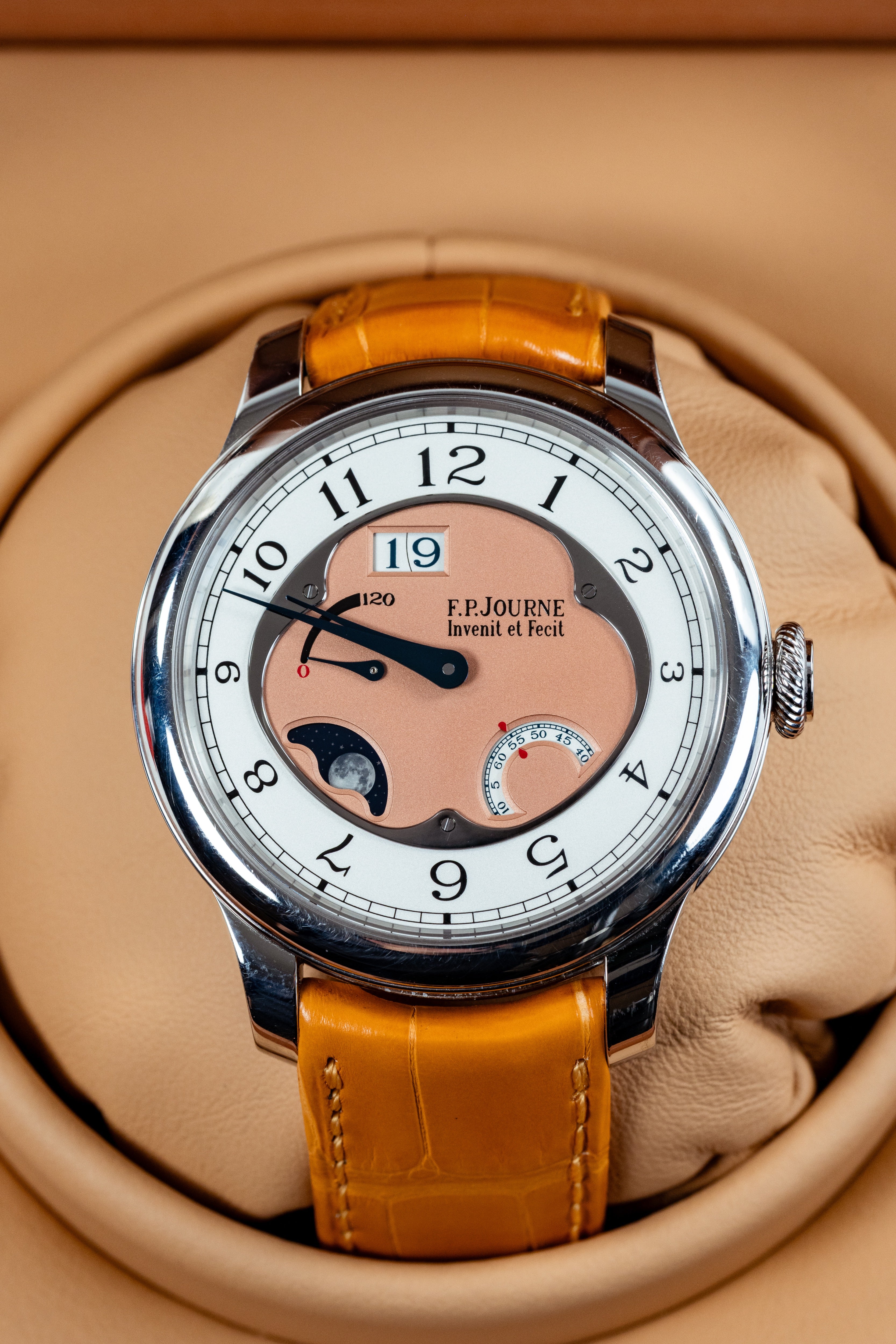 F.P.Journe Octa Divine (DN) Platinum Salmon Dial Orange Leather Strap 42MM Calibre 1300.3