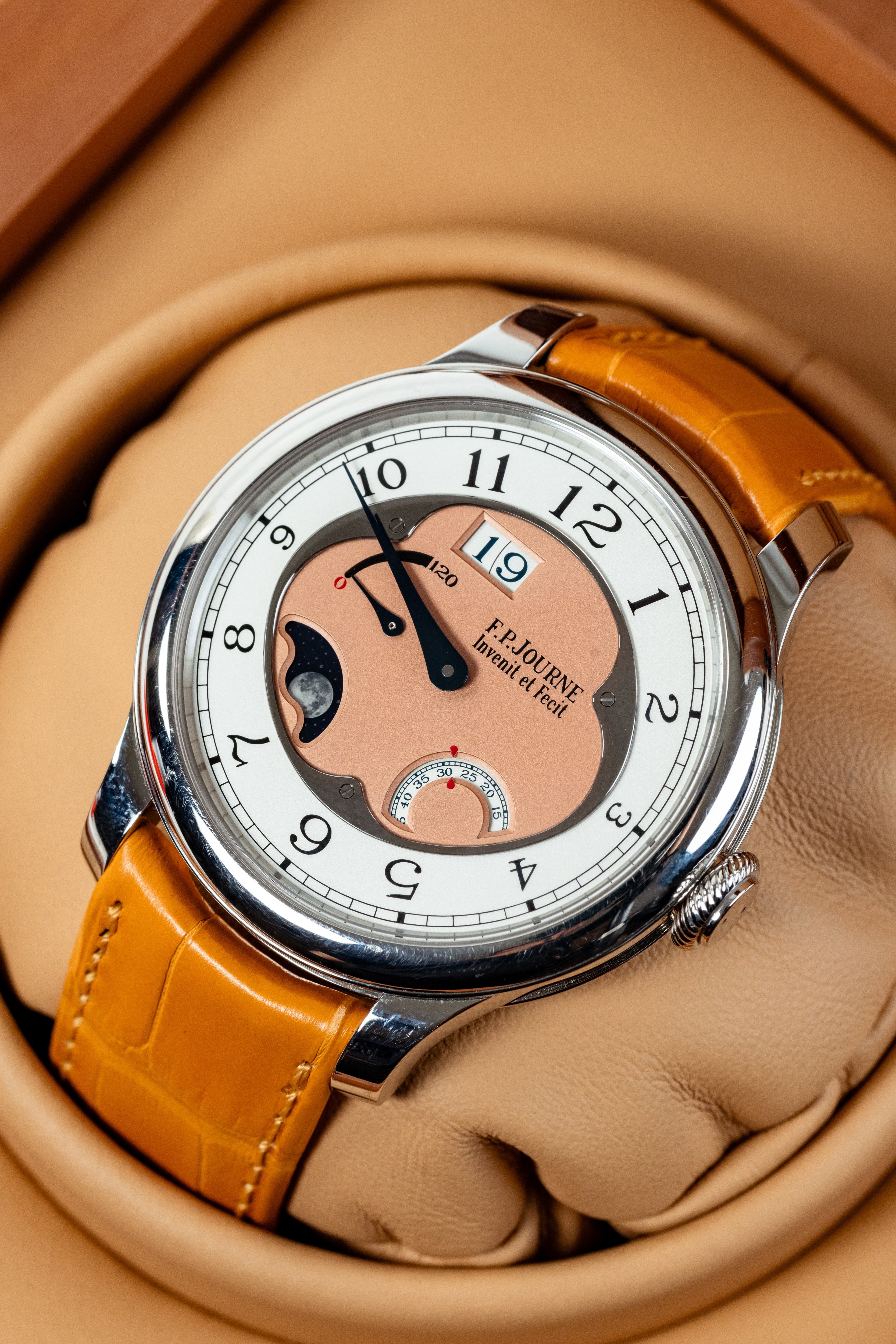 F.P.Journe Octa Divine (DN) Platinum Salmon Dial Orange Leather Strap 42MM Calibre 1300.3