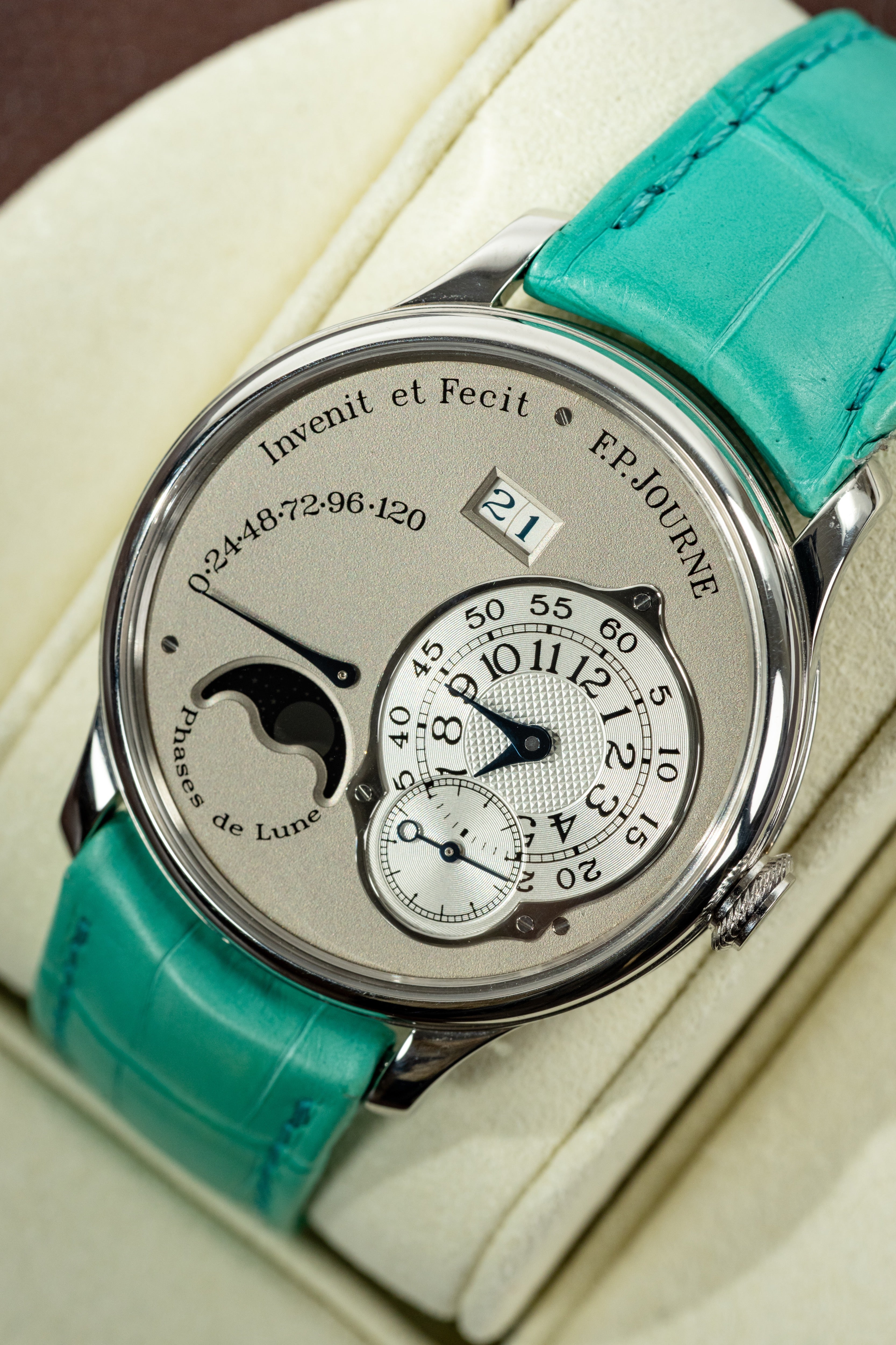 F.P.Journe Octa Lune (L) Platinum Silver Dial Dark Grey Leather Strap 38MM Calibre 1300