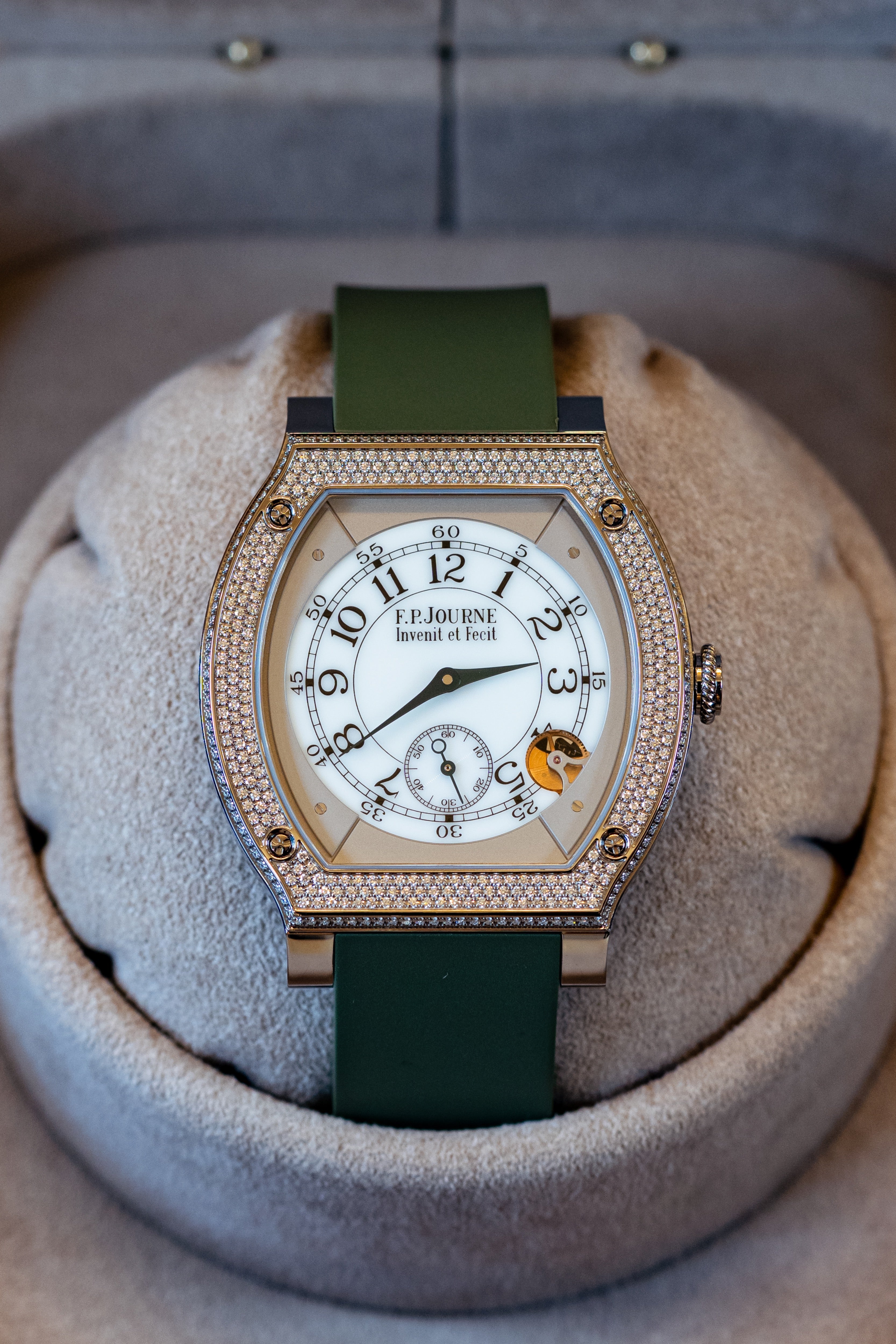 F.P.Journe Élégante Elegante With Diamonds (ELHT) Titanium White Dial Green Strap 48MM Calibre 1210
