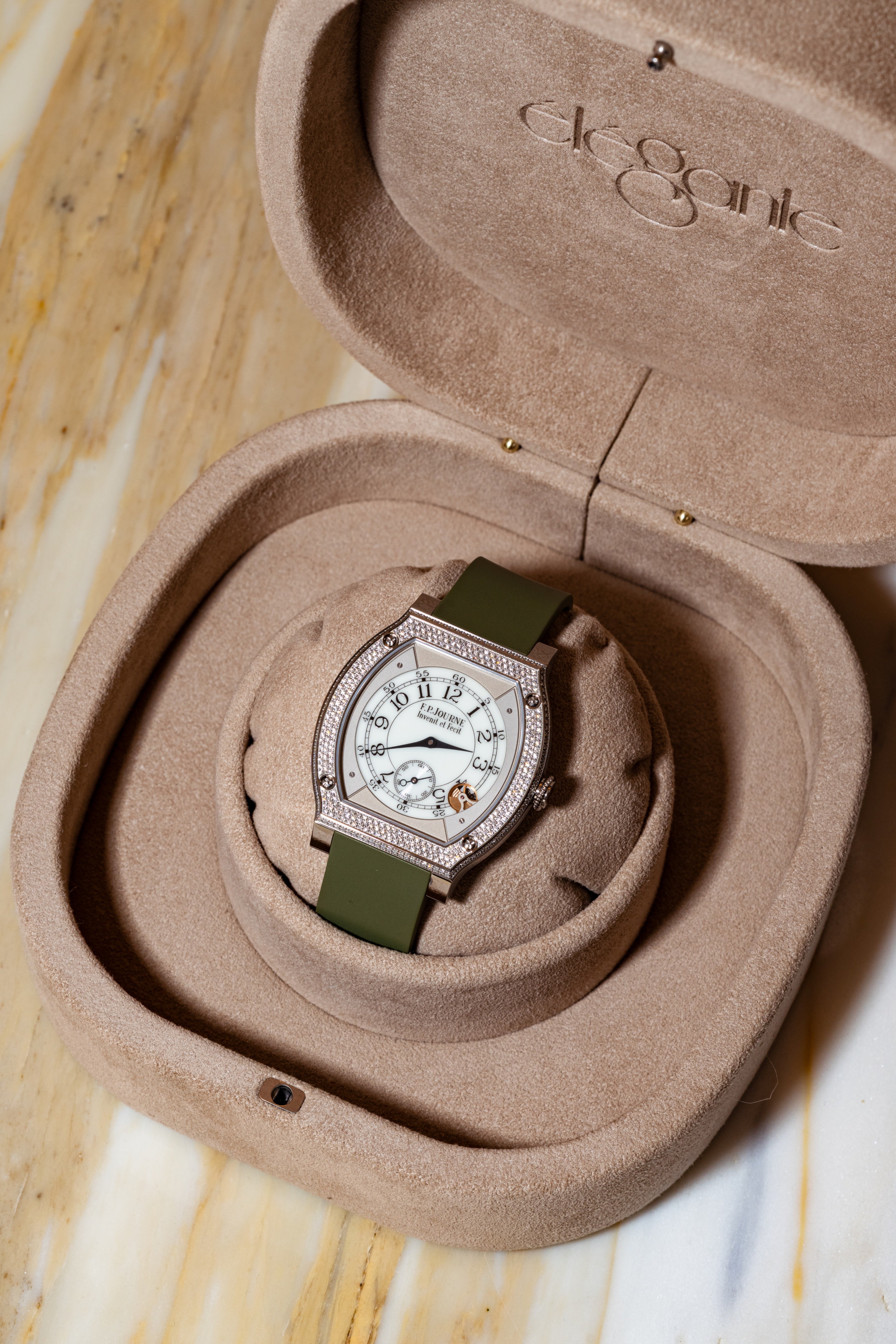 F.P.Journe Élégante Elegante With Diamonds (ELHT) Titanium White Dial Green Strap 48MM Calibre 1210