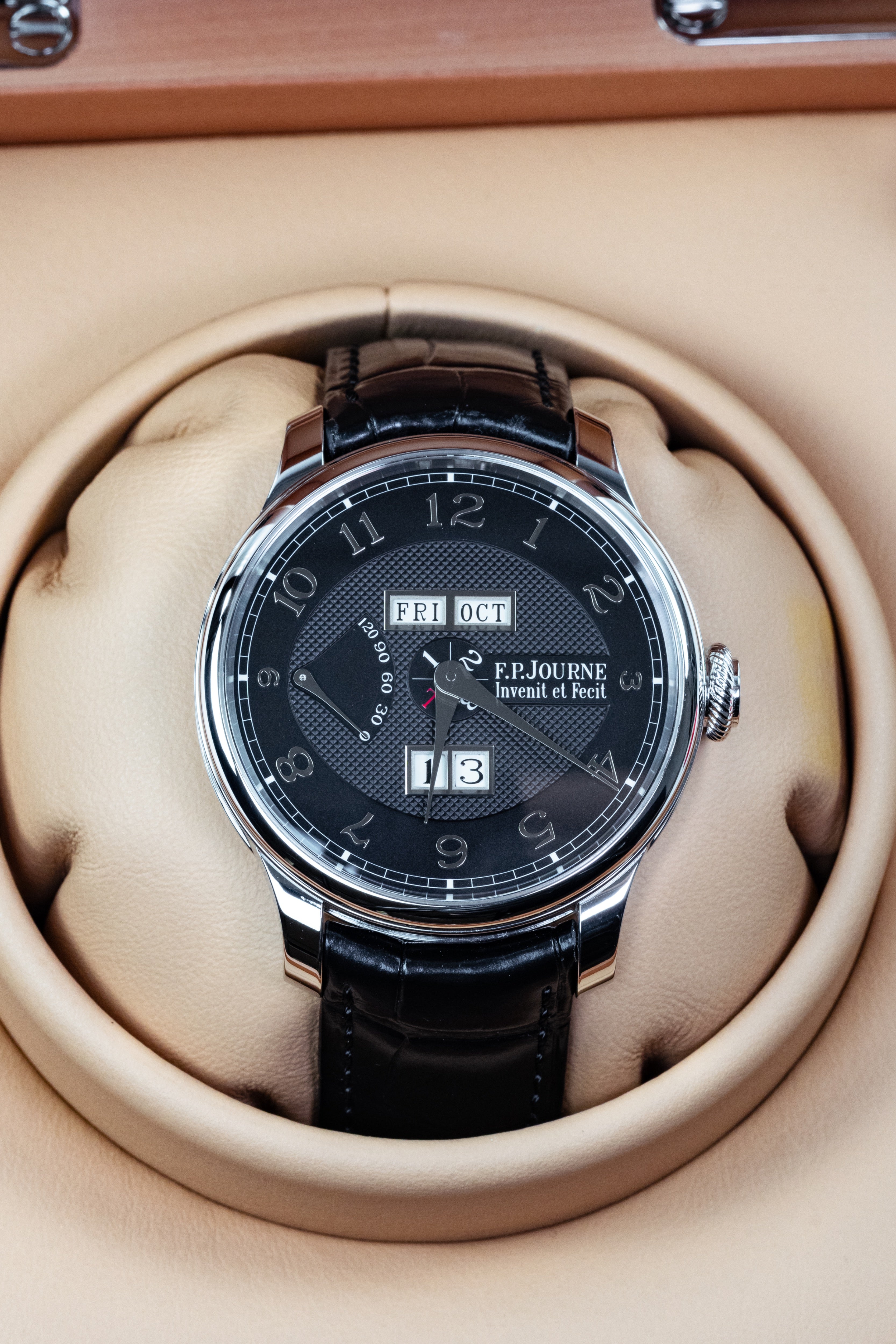 F.P.Journe Quantieme Perpetual Black Label (QP) Platinum Black Dial Black Strap 42MM Calibre 1300.3