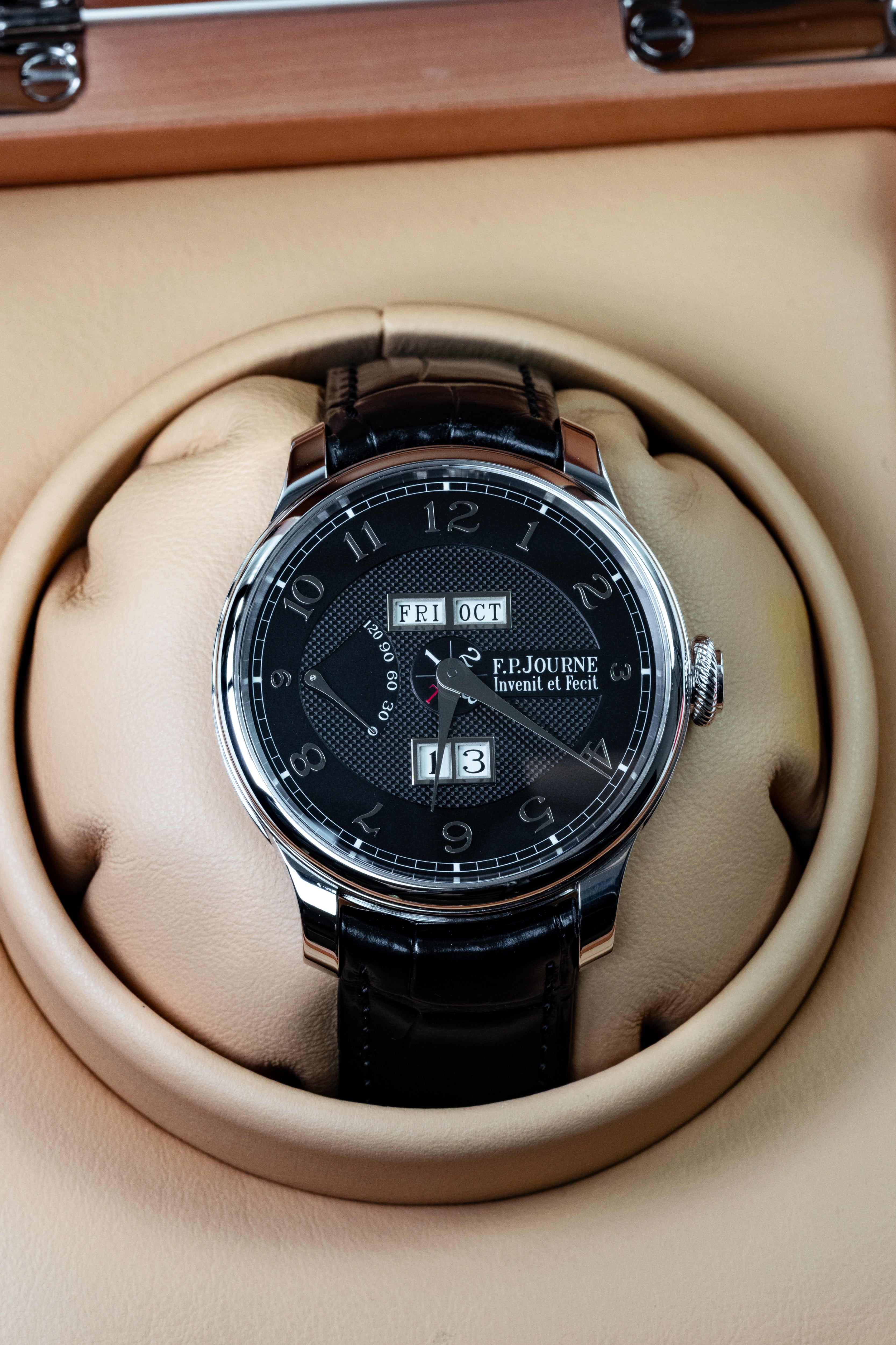 F.P.Journe Quantieme Perpetual Black Label (QP) Platinum Black Dial Black Strap 42MM Calibre 1300.3