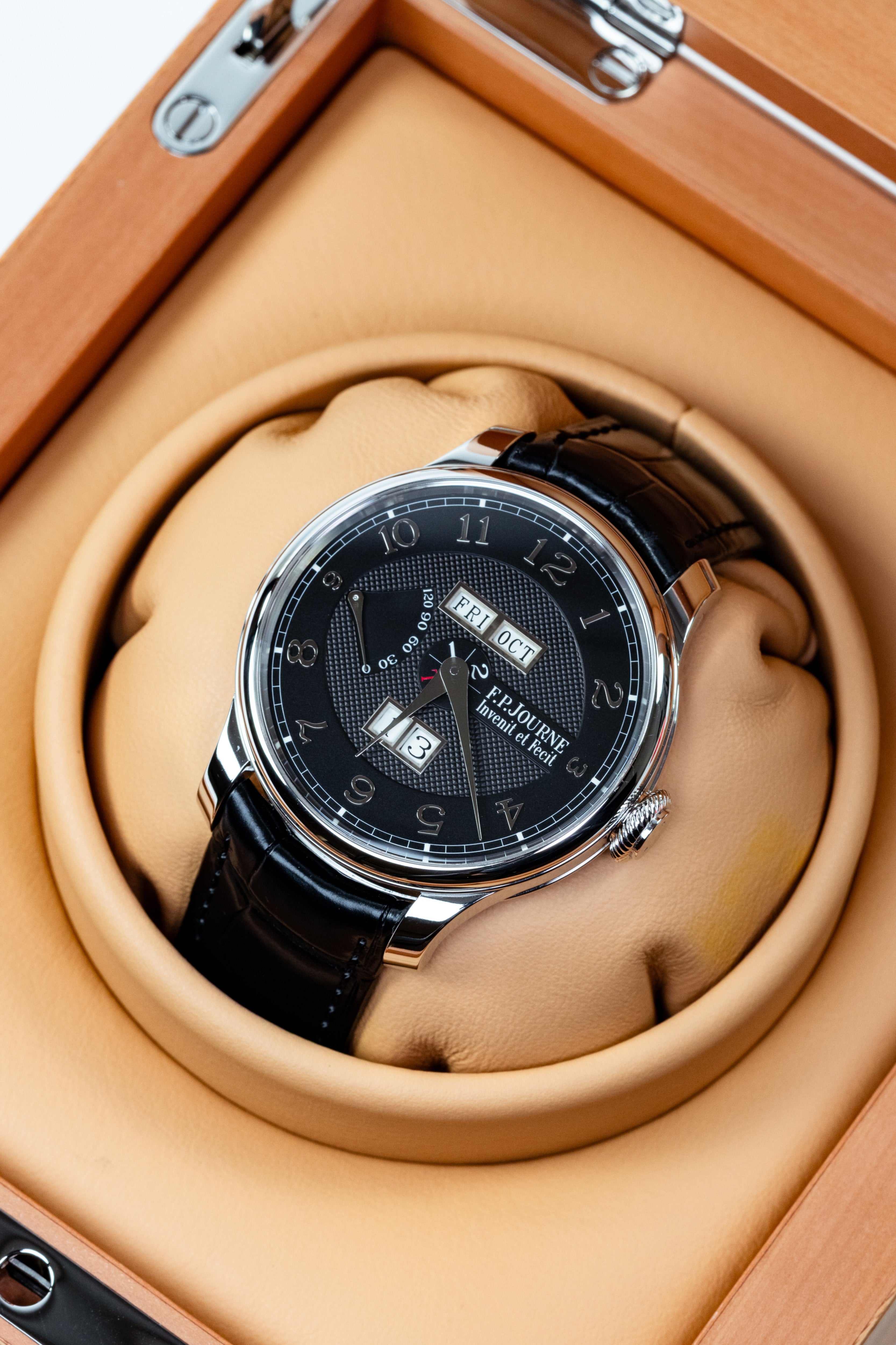 F.P.Journe Quantieme Perpetual Black Label (QP) Platinum Black Dial Black Strap 42MM Calibre 1300.3