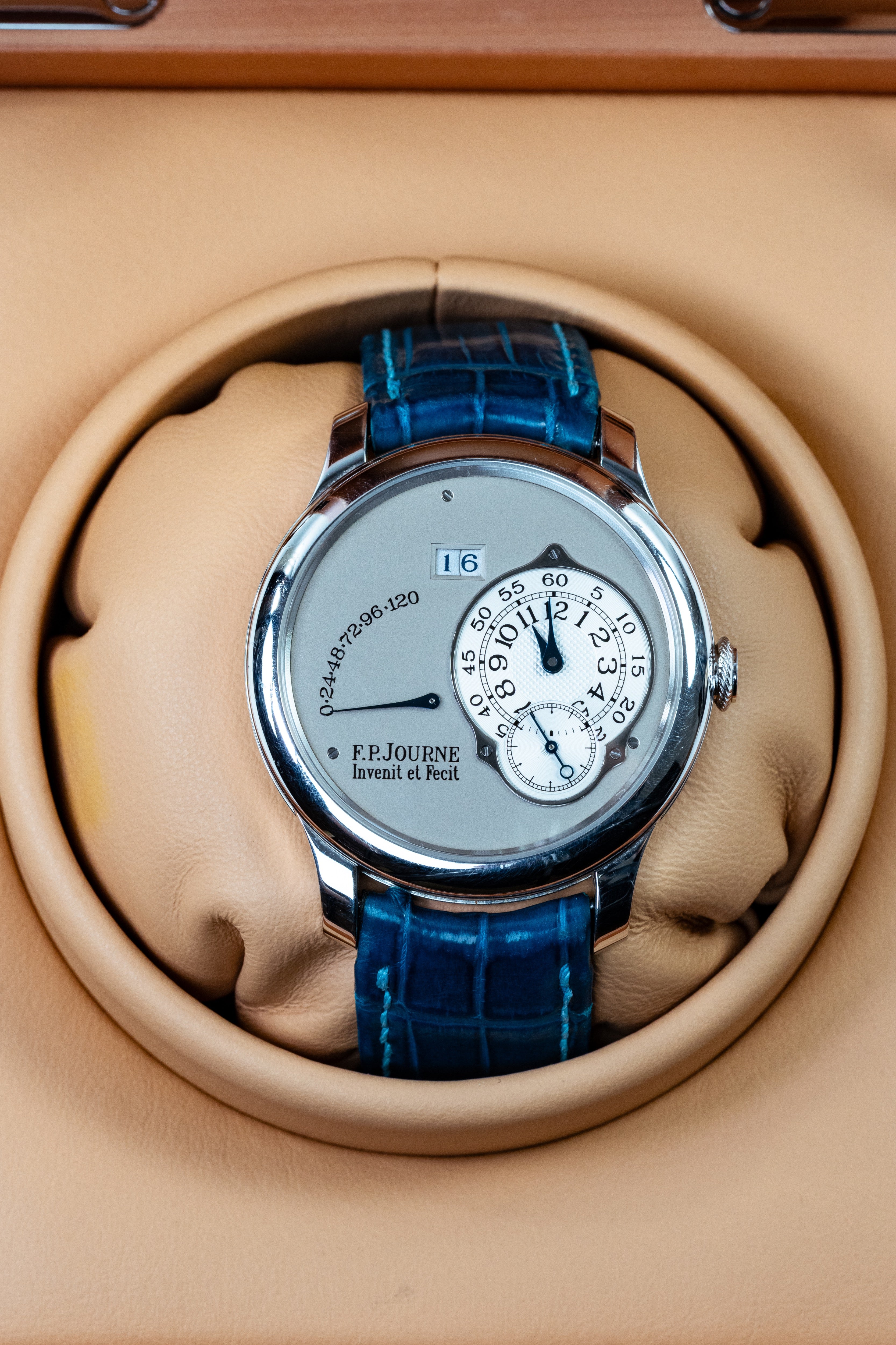 F.P.Journe Octa Reserve de Marche (A) Platinum Grey Dial Blue Leather Strap 40MM Calibre 1300.3