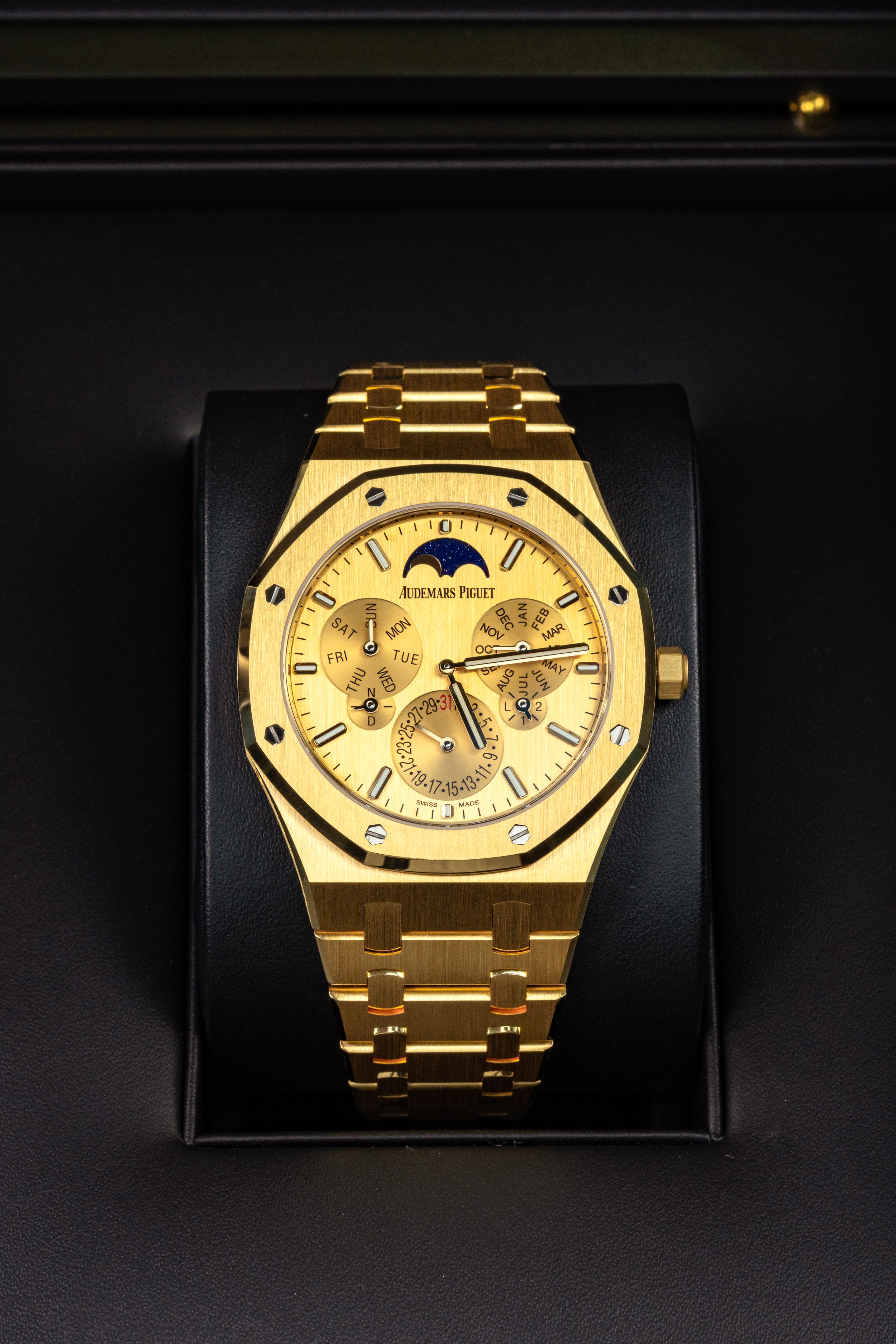 Audemars Piguet Royal Oak Perpetual Calendar 26586BA Ultra-thin Yellow Gold Limited 88 Pieces