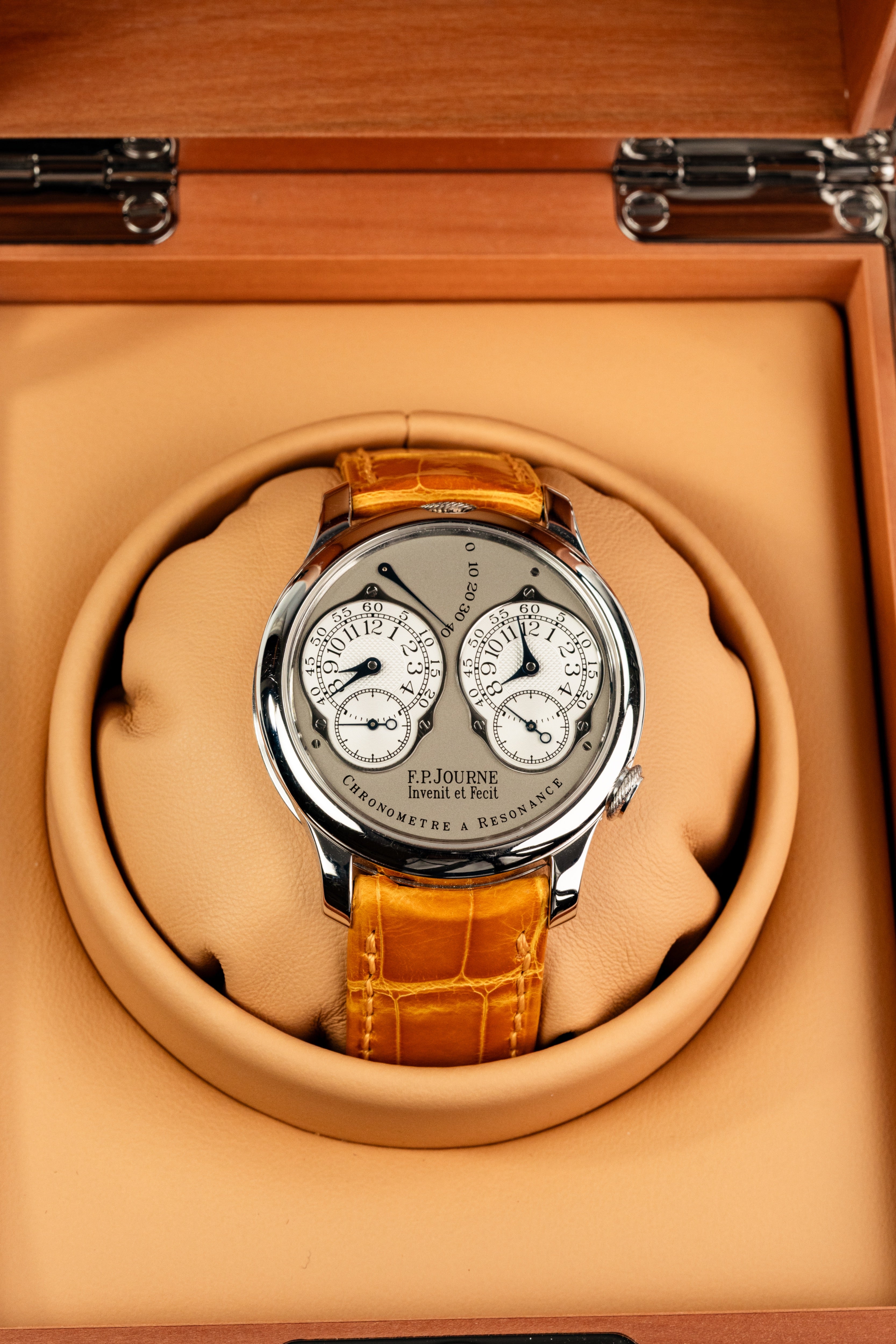 F.P.Journe CHRONOMÈTRE À RÉSONANCE (04RN) Platinum Silver Dial Leather Strap 40MM Calibre 1499.2