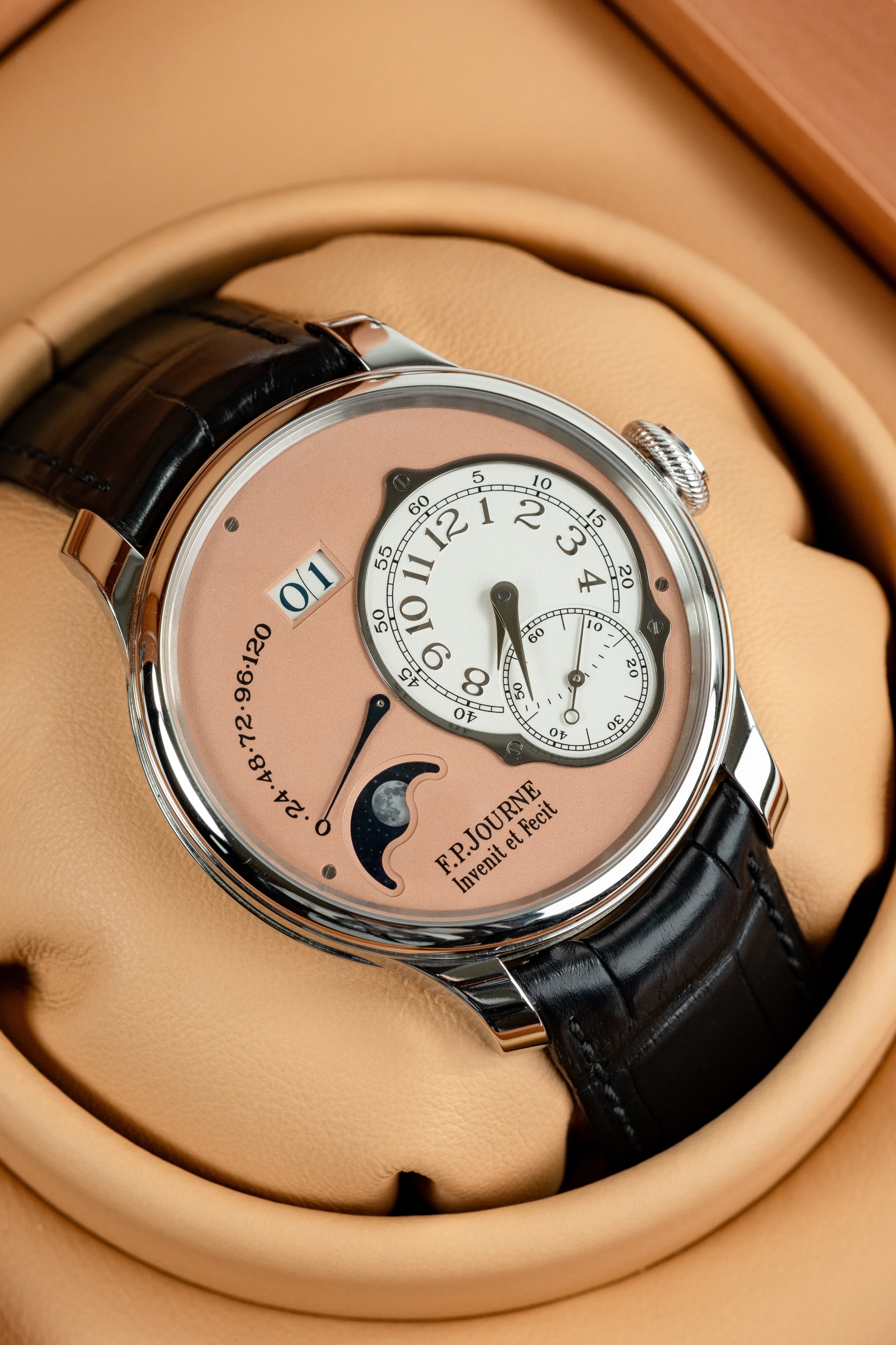 F.P.Journe Octa Lune (LN) Platinum Salmon Dial Black Leather Strap 40MM Calibre 1300.3
