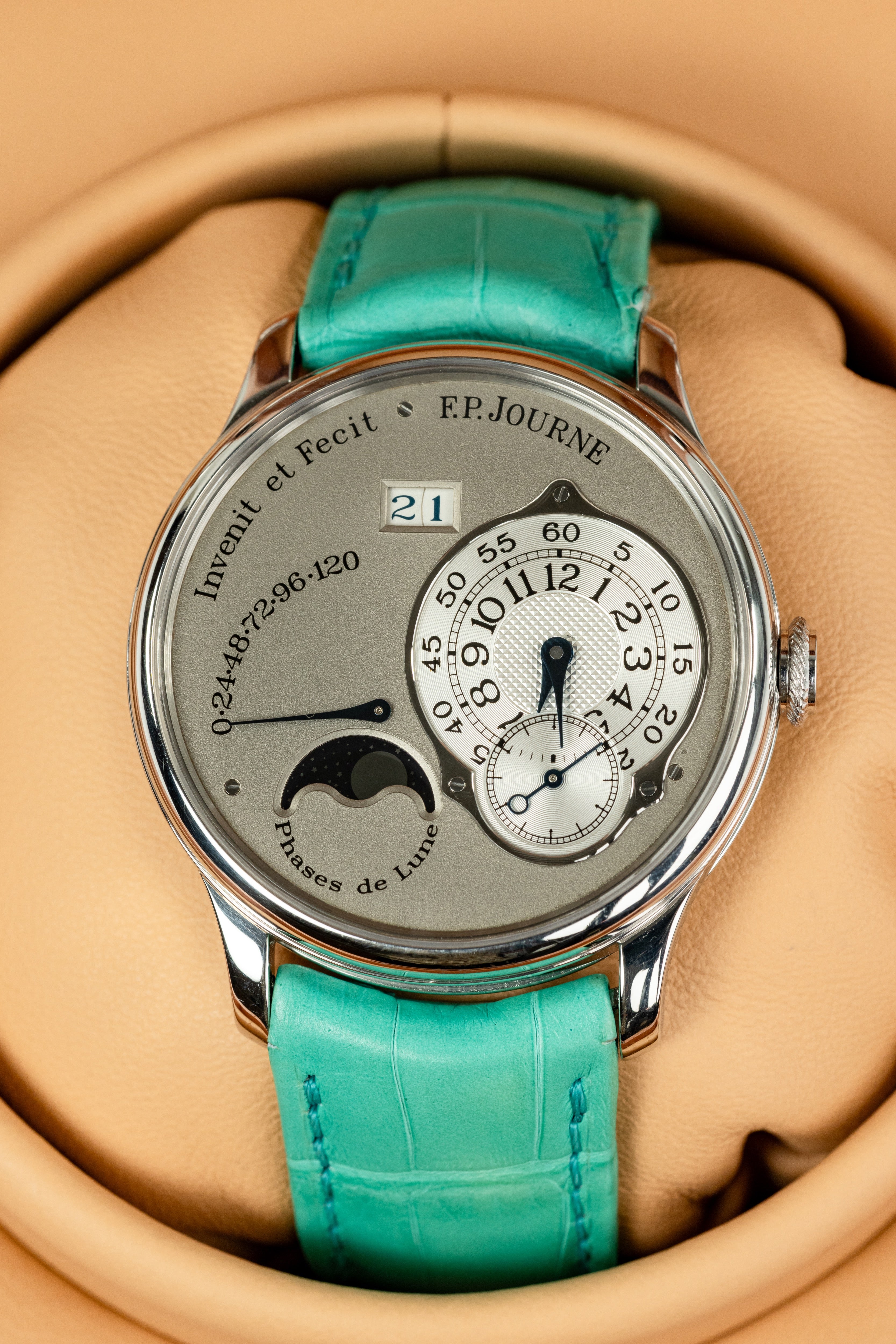 F.P.Journe Octa Lune (L) Platinum Silver Dial Dark Grey Leather Strap 38MM Calibre 1300