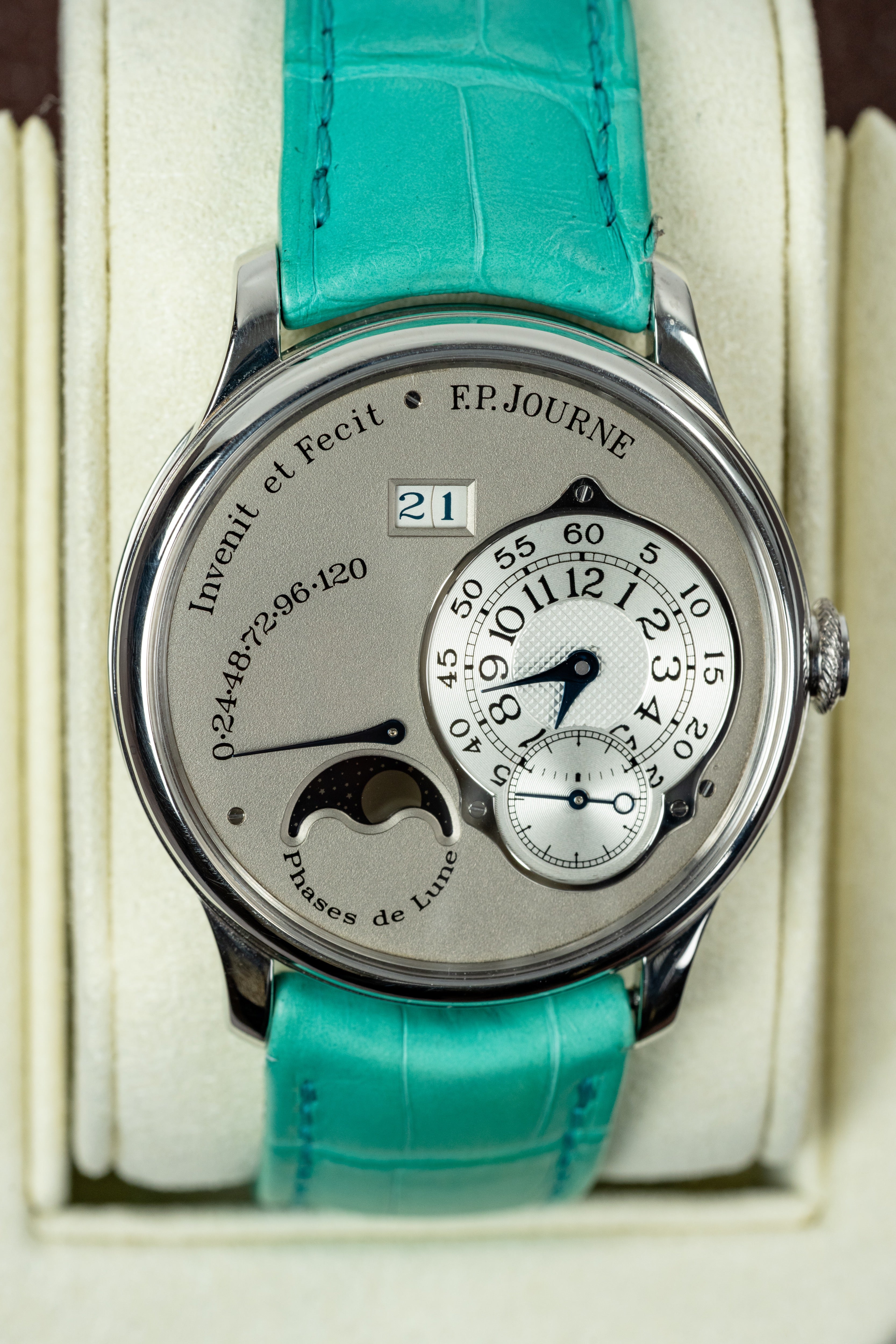 F.P.Journe Octa Lune (L) Platinum Silver Dial Dark Grey Leather Strap 38MM Calibre 1300