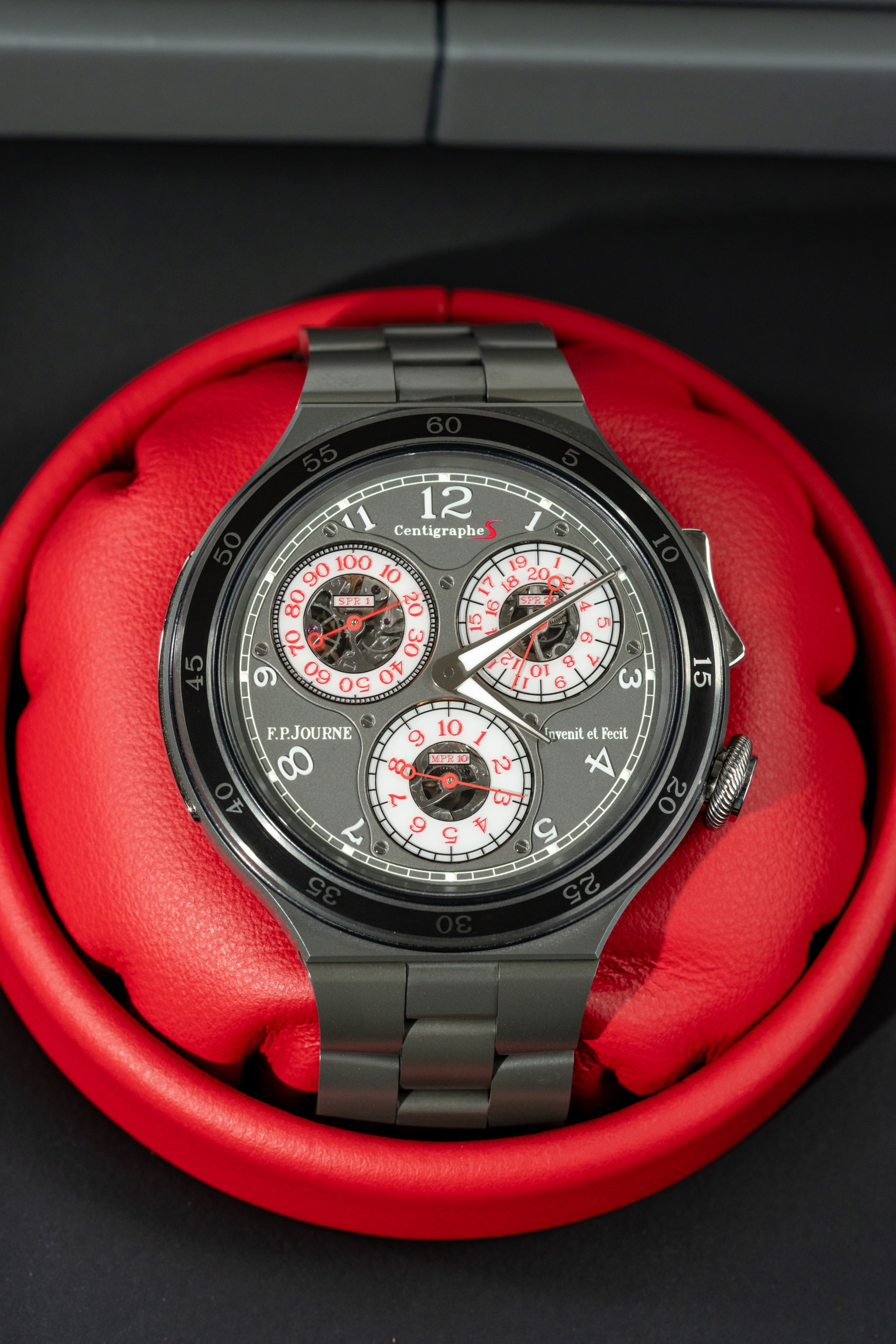 F.P.Journe Centigraphe (CTS2) Titanium Case and Bracelet Grey Dial 44MM Calibre 1506
