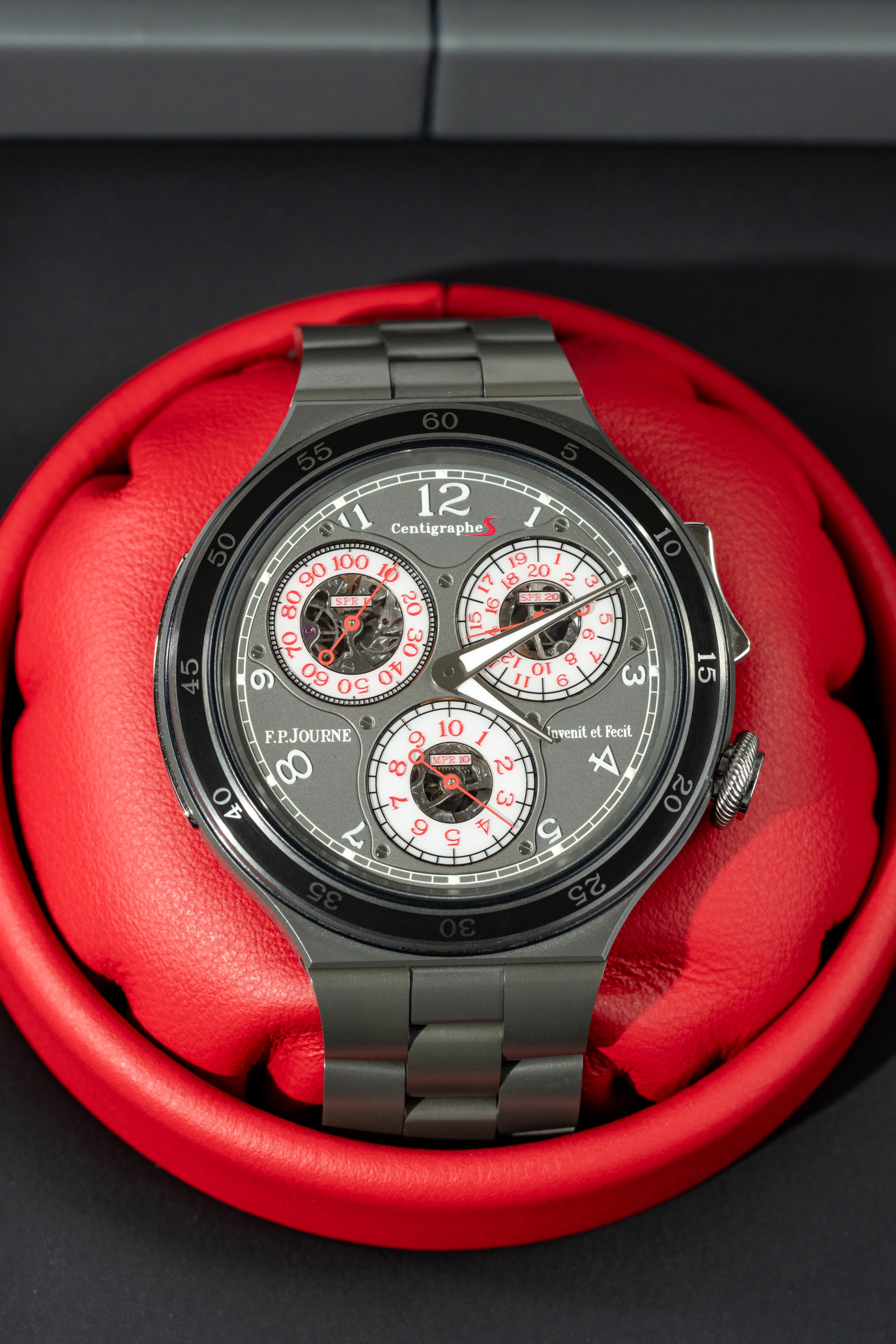 F.P.Journe Centigraphe (CTS2) Titanium Case and Bracelet Grey Dial 44MM Calibre 1506