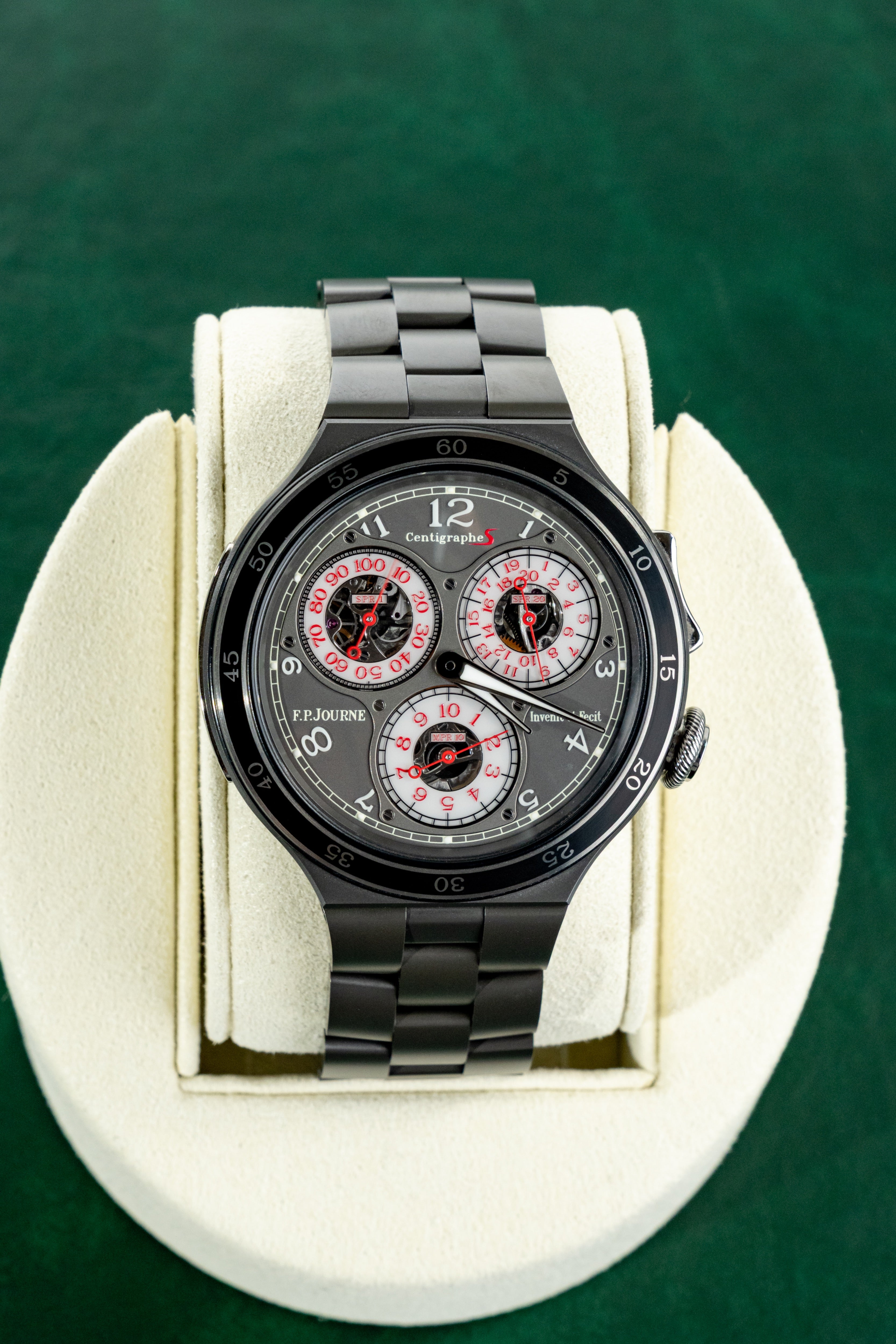 F.P.Journe Centigraphe (CTS2) Titanium Case and Bracelet Grey Dial 44MM Calibre 1506