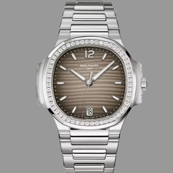 Patek Philippe NAUTILUS 7118/1200A-011